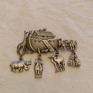 Vintage JJ Jonette Noah's Ark Pin
